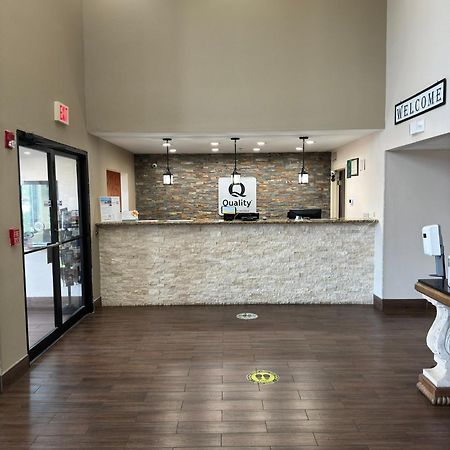 Quality Inn & Suites Pine Bluff Εξωτερικό φωτογραφία