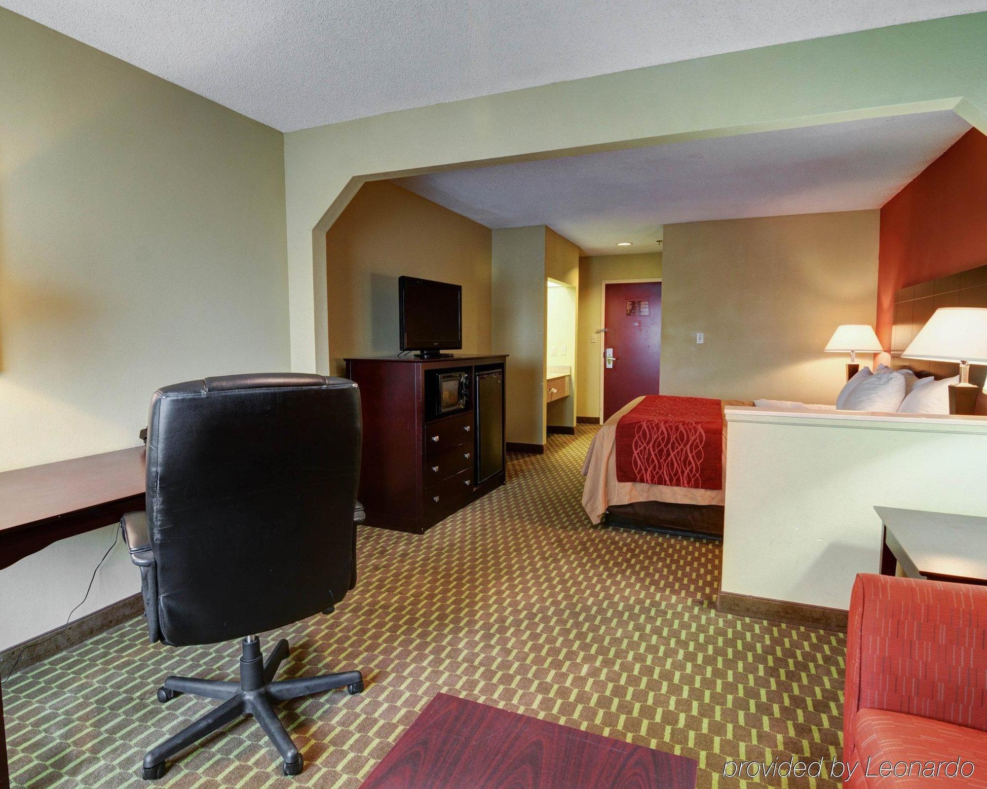 Quality Inn & Suites Pine Bluff Εξωτερικό φωτογραφία